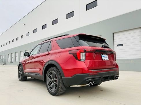 New 2026 Ford Explorer ST w/ Sun And Sound Package image 3