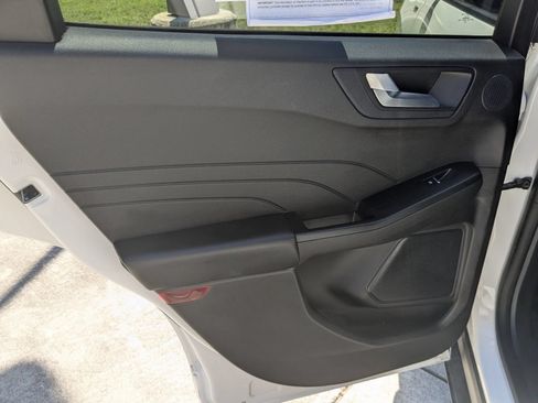 Used 2023 Ford Escape ST-Line Elite w/ Premium Technology Package AWD/4WD image 30