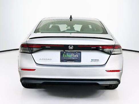 Used 2025 Honda Accord Sport image 7
