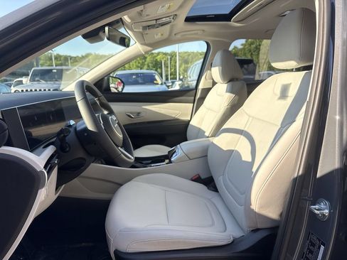 Used 2025 Hyundai Tucson SEL AWD/4WD image 13
