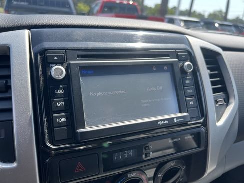 Used 2014 Toyota Tacoma PreRunner w/ SR5 Package RWD image 23