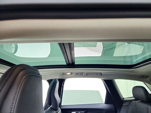 Used 2023 Volvo XC60 B5 Plus w/ Climate Package image 18