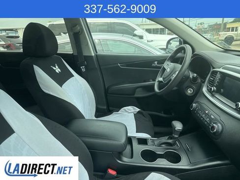 Used 2020 Kia Sorento AWD V6 image 11