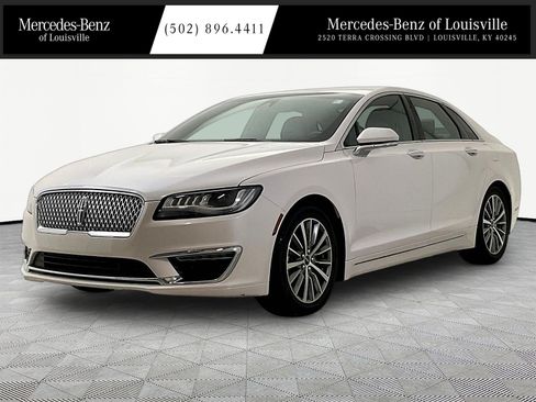 Used 2019 Lincoln MKZ Premiere FWD image 1