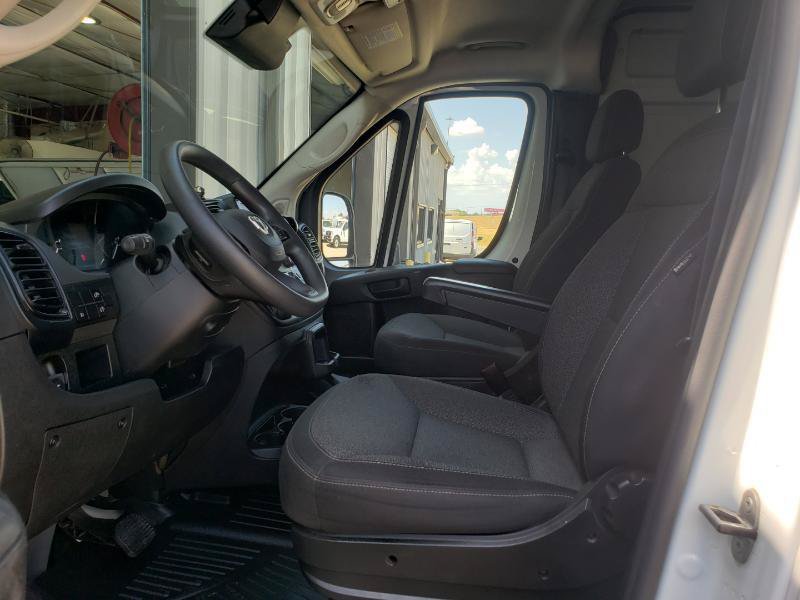 Used 2025 RAM ProMaster 2500 w/ Convenience Group FWD image 19