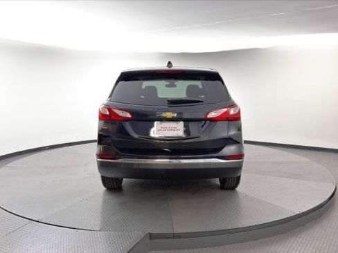 Used 2020 Chevrolet Equinox LT w/ Driver Convenience Package FWD image 8