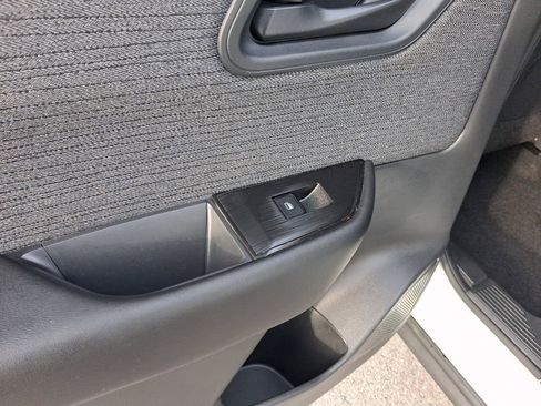 Certified 2023 Nissan Rogue S image 11