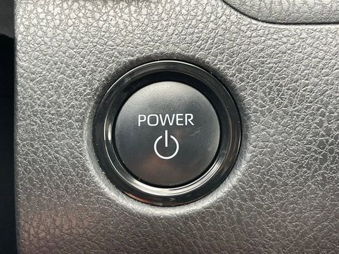 Used 2025 Toyota Camry LE FWD image 28