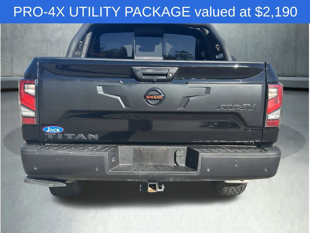 Used 2021 Nissan Titan PRO-4X w/ Pro-4x Convenience Package AWD/4WD image 6
