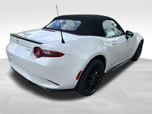 New 2026 MAZDA MX-5 Miata Club RWD image 5