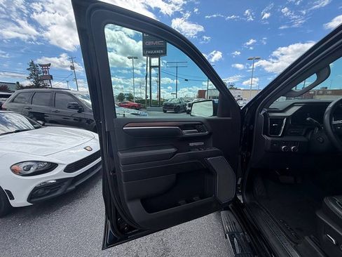 Used 2024 GMC Sierra 1500 Denali w/ Technology Package AWD/4WD image 33