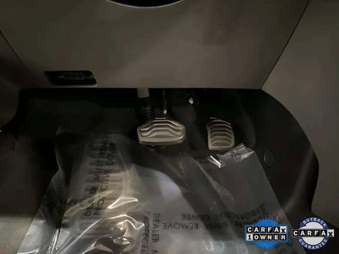 Used 2023 Ford Transit 350 XLT image 31