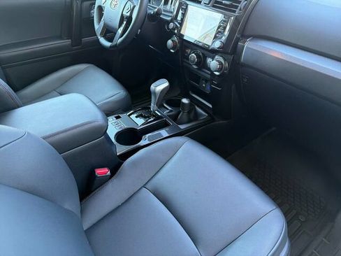 Used 2021 Toyota 4Runner TRD Off-Road Premium w/ Moonroof Package AWD/4WD image 20