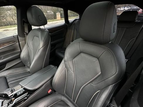 Used 2019 BMW 640i Gran Turismo xDrive 640 Gran Turismo i xDrive w/ M Sport Package image 11