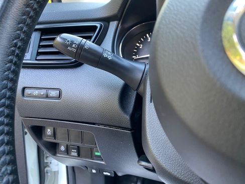 Used 2018 Nissan Rogue Sport AWD image 59