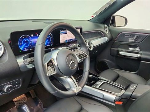 Used 2024 Mercedes-Benz EQB 250+ w/ Driver Assistance Package image 18