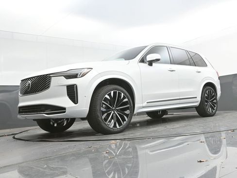 New 2026 Volvo XC90 B6 Plus AWD/4WD image 30