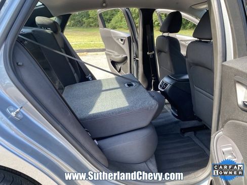 Used 2024 Chevrolet Malibu LT image 35