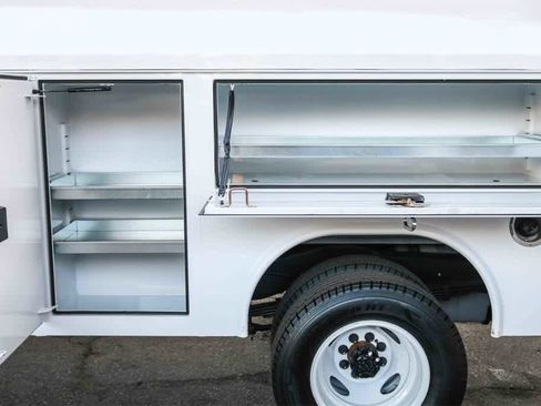 New 2026 Ford E-350 and Econoline 350 Super Duty w/ Power Equipment Group image 12