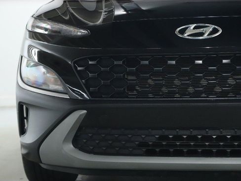 Used 2022 Hyundai Kona SEL image 6