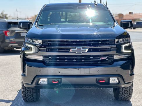 Used 2021 Chevrolet Silverado 1500 LT Trail Boss w/ Convenience Package II image 4