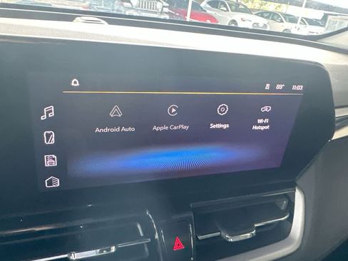 Used 2025 Chevrolet TrailBlazer LT AWD/4WD image 18