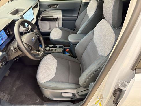 New 2026 Ford Maverick XLT FWD image 5