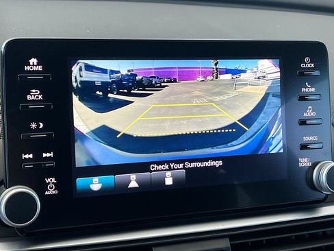 Used 2020 Honda Accord Sport image 25
