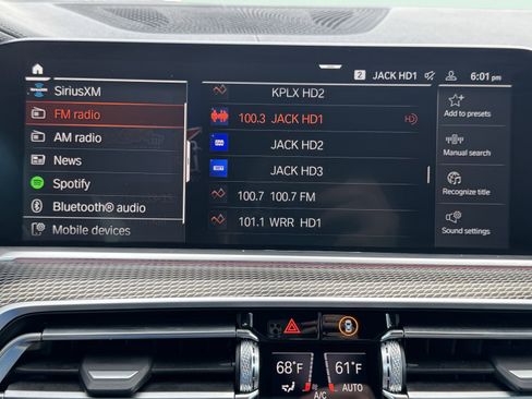 Used 2023 BMW X6 xDrive40i w/ M Sport Package image 58