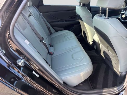 Used 2024 Hyundai Elantra Limited image 15