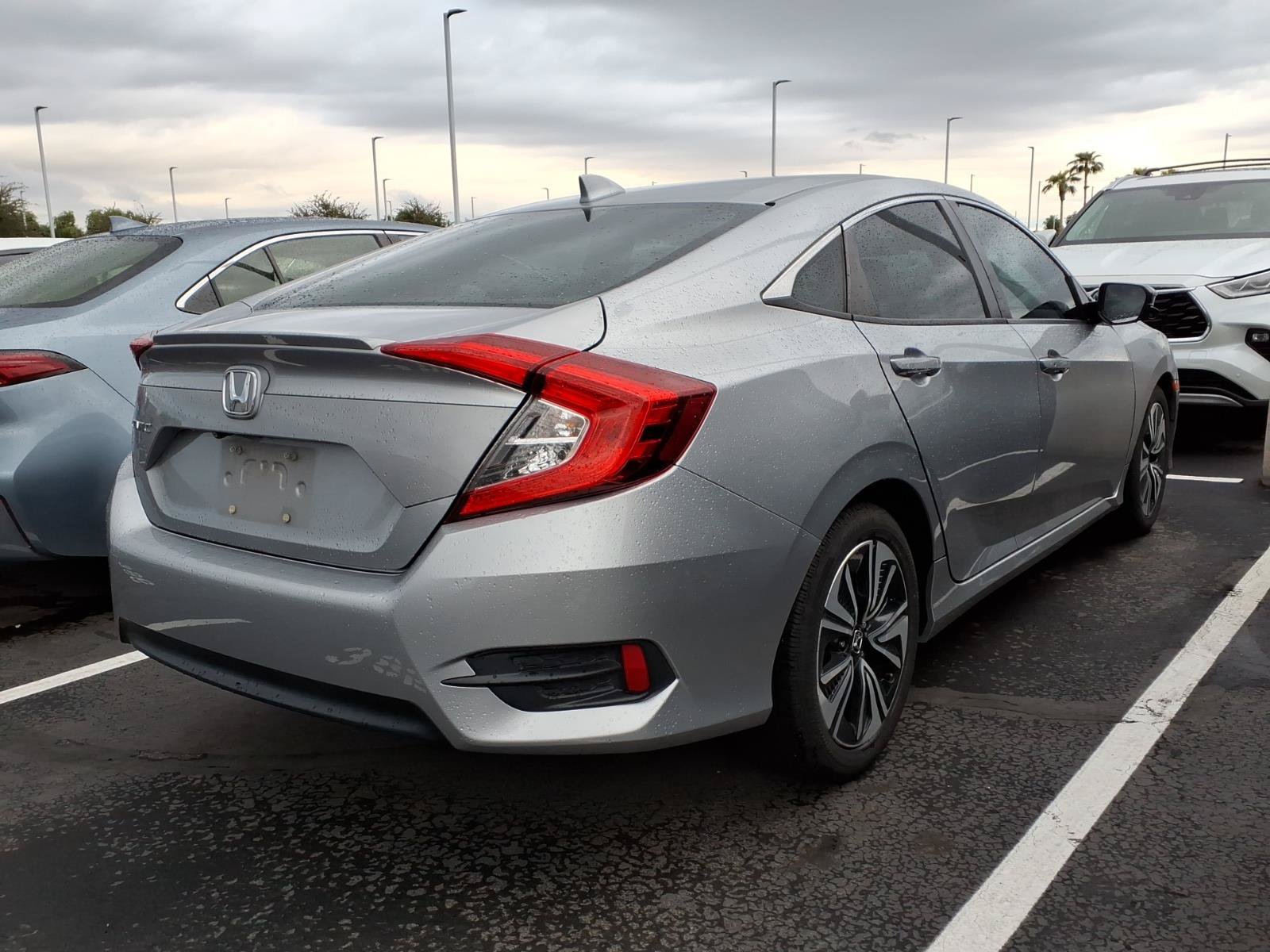 Used 2016 Honda Civic EX-T image 3