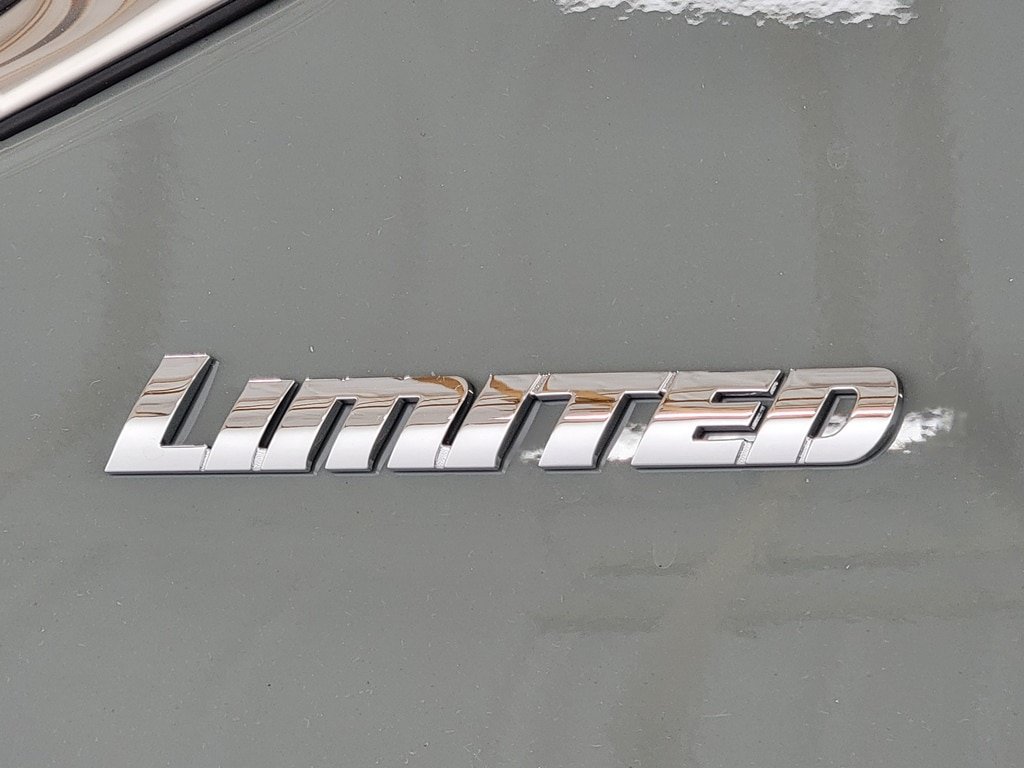 New 2026 Toyota Tundra Limited w/ Power Package AWD/4WD image 7