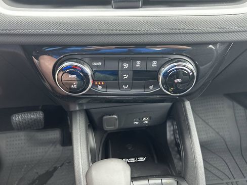 New 2025 Chevrolet TrailBlazer LT w/ Convenience Package image 23