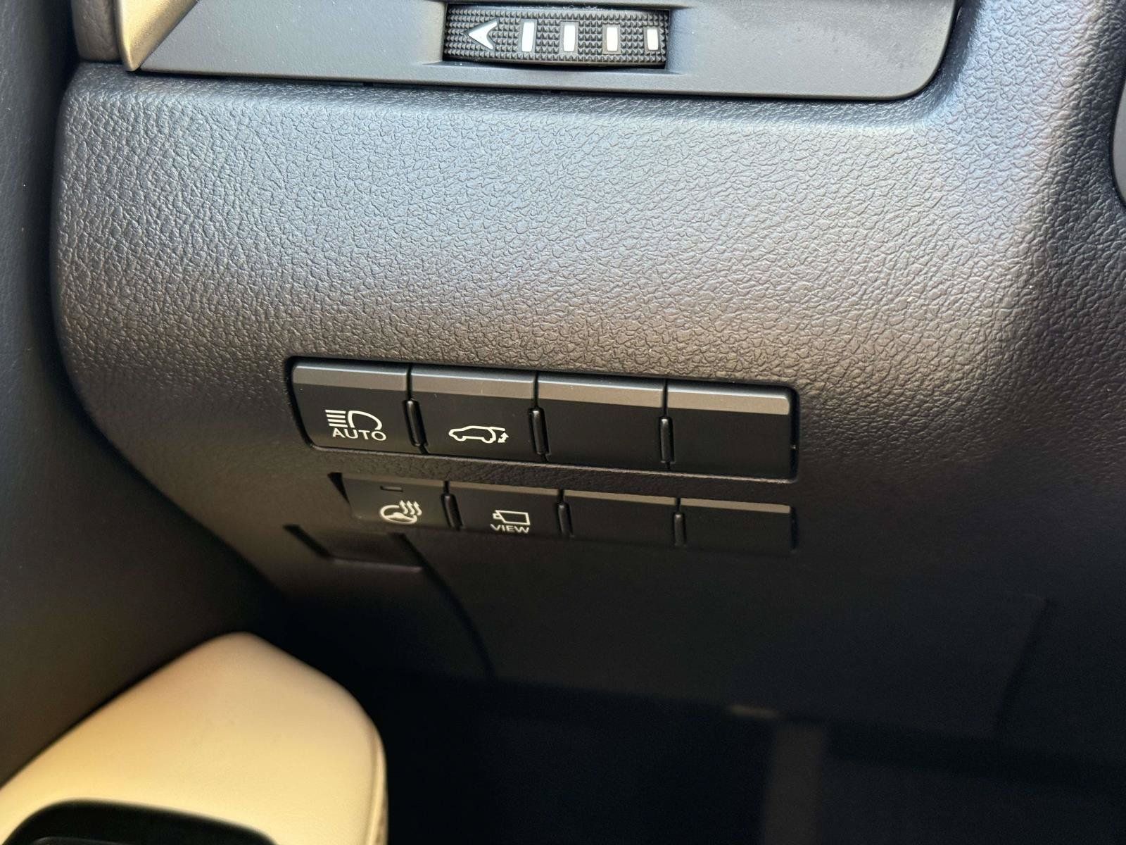 Used 2022 Lexus RX 350 AWD w/ Premium Package image 23