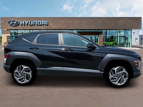 New 2026 Hyundai Kona SEL Premium image 9