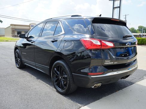 Used 2020 Chevrolet Equinox LT w/ Midnight Edition FWD image 3