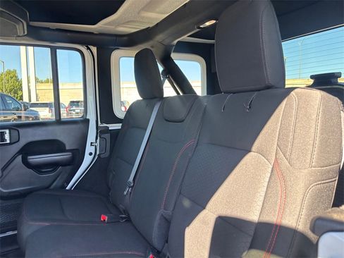 Used 2021 Jeep Wrangler Unlimited Rubicon image 30