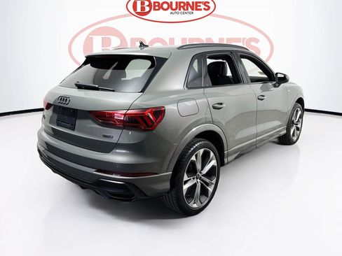 Used 2022 Audi Q3 2.0T Premium Plus w/ Premium Plus Package AWD/4WD image 12