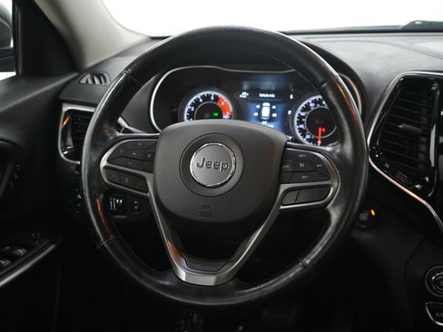 Used 2020 Jeep Cherokee Limited image 17