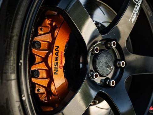 Used 2014 Nissan GT-R Premium image 75