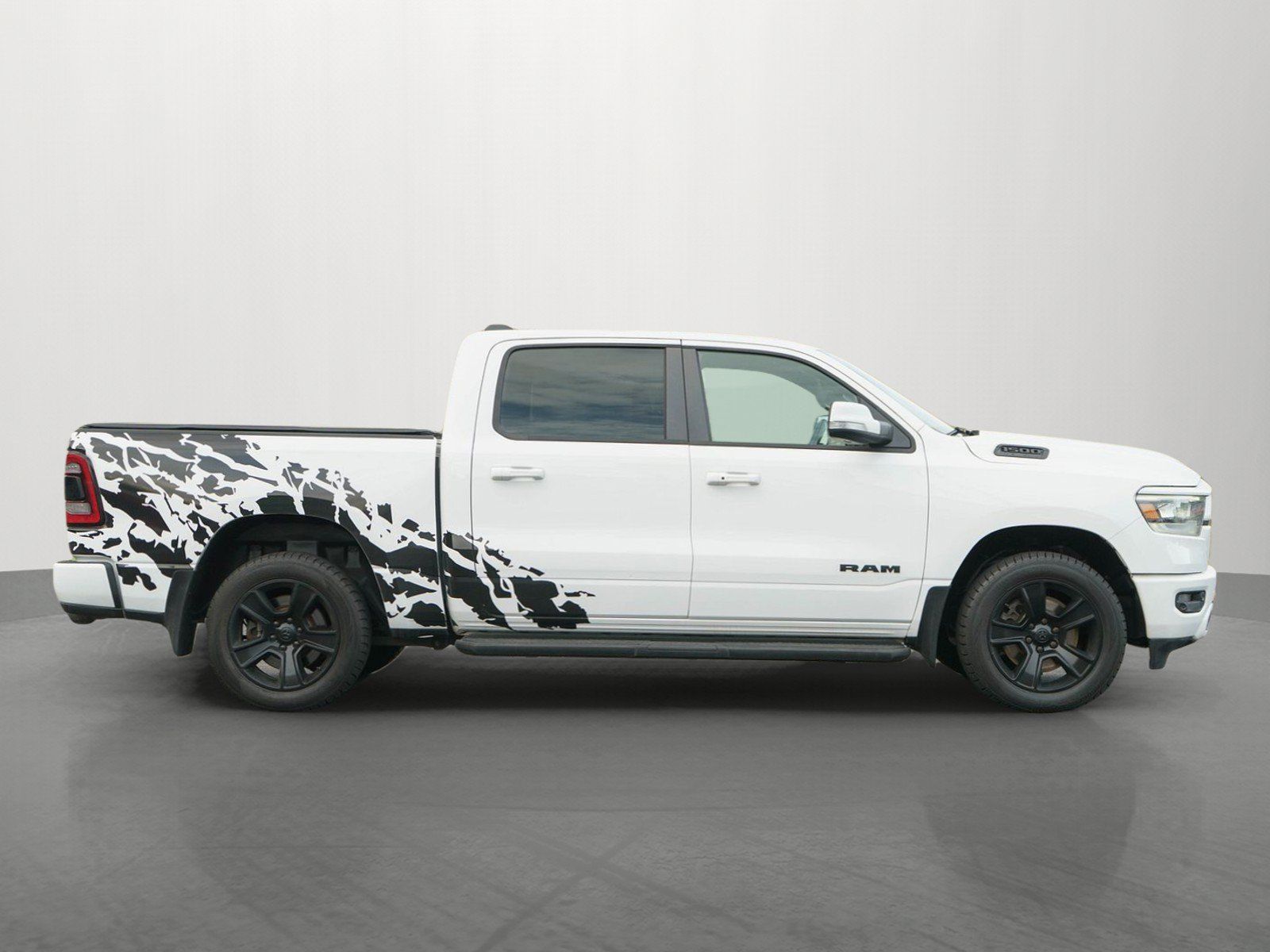 Used 2022 RAM 1500 Sport w/ Rebel Level 2 Equipment Group AWD/4WD image 8