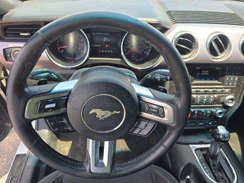 Used 2017 Ford Mustang GT w/ Black Accent Package RWD image 13