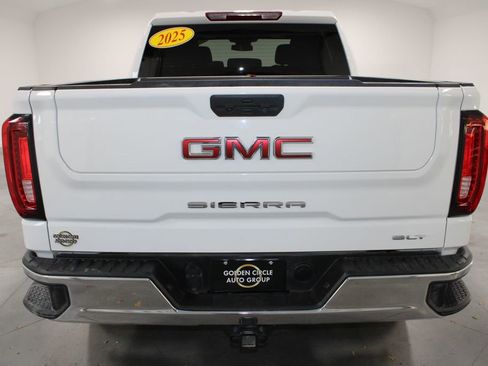 Used 2025 GMC Sierra 1500 SLT image 8