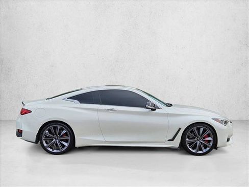 Used 2022 INFINITI Q60 Red Sport 400 w/ Carbon Fiber Package RWD image 4