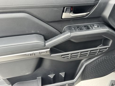 New 2026 Toyota Tacoma TRD Off-Road AWD/4WD image 18
