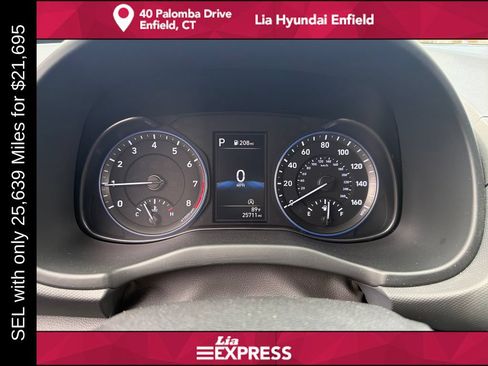 Used 2023 Hyundai Kona SEL AWD/4WD image 16