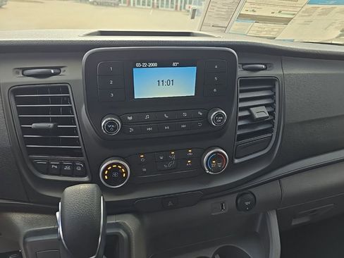 New 2025 Ford Transit 250 148 Medium Roof image 26