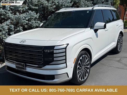 Used 2026 Hyundai Palisade Calligraphy FWD image 3
