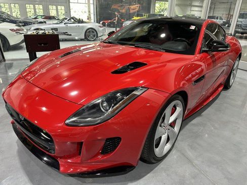 Used 2016 Jaguar F-TYPE R AWD/4WD image 10