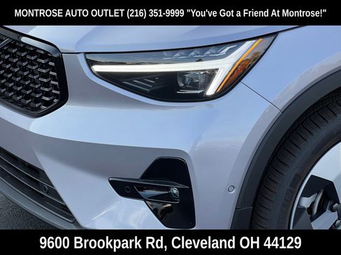 New 2026 Volvo XC40 B5 Plus w/ Protection Package Premier image 9